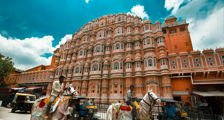 Hawa Mahal Palace of Winds Jaipur India - India eVisa fees and pricing information